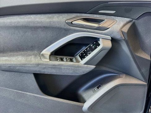 New 2026 Audi SQ5 Prestige AWD/4WD image 15