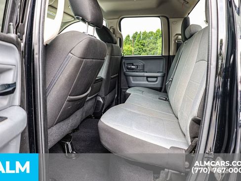 Used 2024 RAM 1500 Classic SLT AWD/4WD image 18
