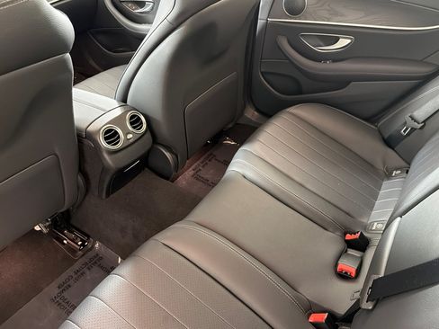 Used 2023 Mercedes-Benz E 350 Sedan image 11