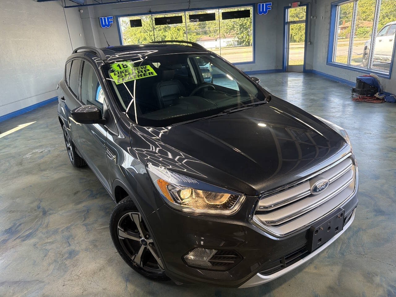 Used 2018 Ford Escape SEL w/ Canadian Touring Package FWD image 4