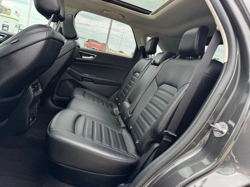 Used 2020 Ford Edge SEL w/ Convenience Package AWD/4WD image 8