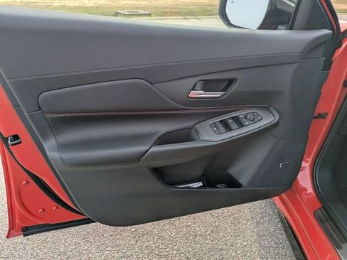 New 2026 Nissan Sentra SR w/ SR Premium Package FWD image 11