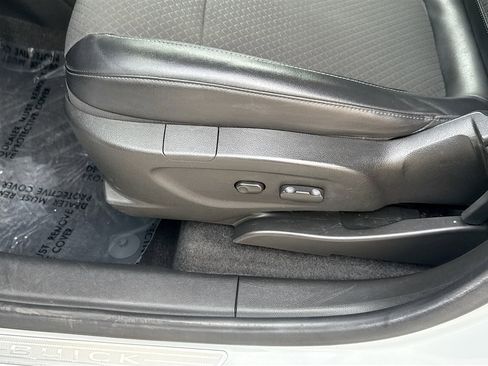 Used 2017 Buick Encore Preferred image 17