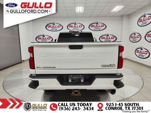 Used 2023 Chevrolet Silverado 3500 High Country w/ Z71 Off-Road Package image 6