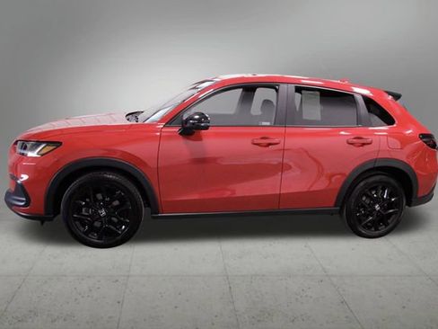 Used 2023 Honda HR-V Sport image 3