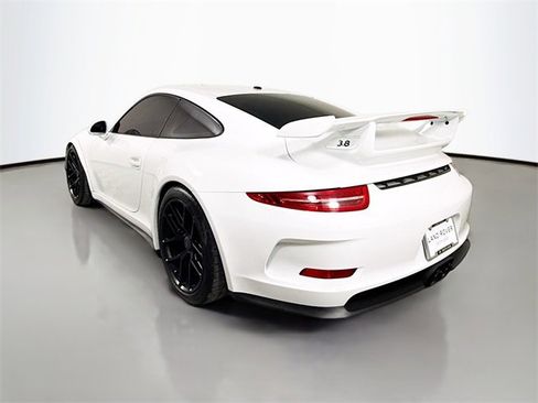 Used 2014 Porsche 911 GT3 w/ Sound Package Plus image 4