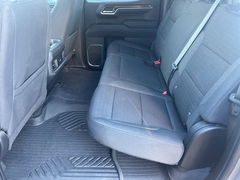 Used 2023 Chevrolet Silverado 1500 LT Trail Boss image 39