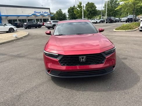 Used 2024 Honda Accord EX image 3
