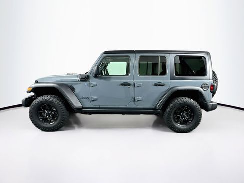 Used 2024 Jeep Wrangler Unlimited AWD/4WD image 4