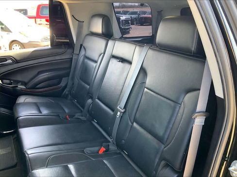 Used 2017 GMC Yukon SLT image 21
