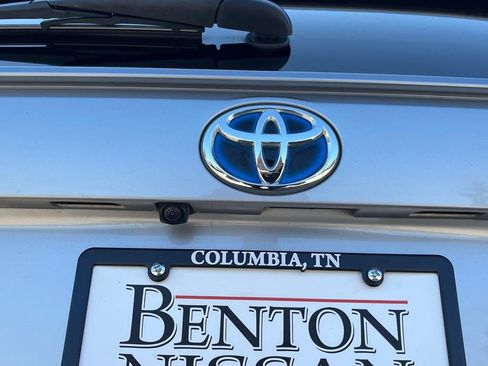 Used 2023 Toyota RAV4 Limited image 19