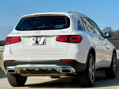 Certified 2022 Mercedes-Benz GLC 300 4MATIC image 7