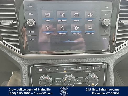 Used 2022 Volkswagen Atlas SEL Premium image 6