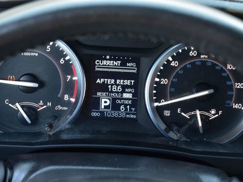 Used 2015 Toyota Highlander Plus image 35