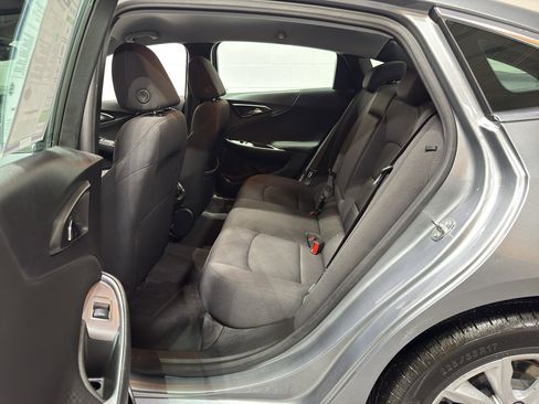 Used 2024 Chevrolet Malibu LT image 10