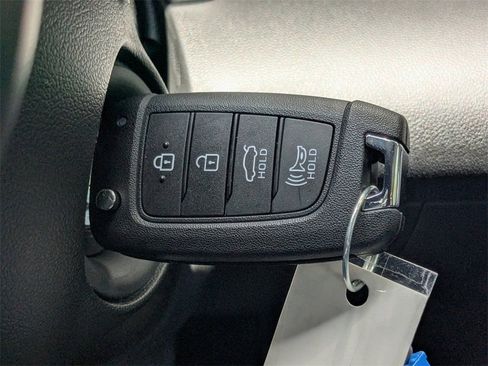 New 2026 Hyundai Elantra SE FWD image 30