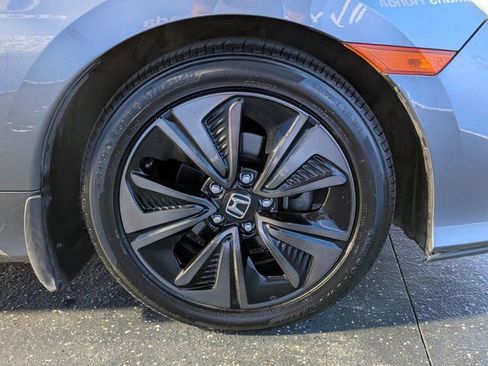 Used 2019 Honda Civic EX image 10
