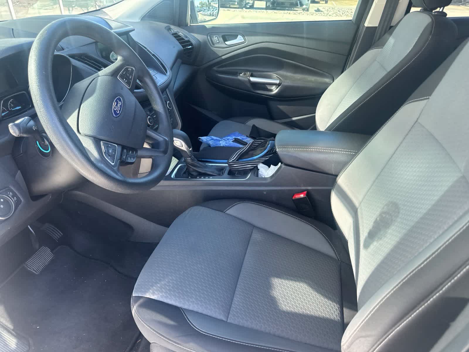 Used 2019 Ford Escape SE FWD image 9