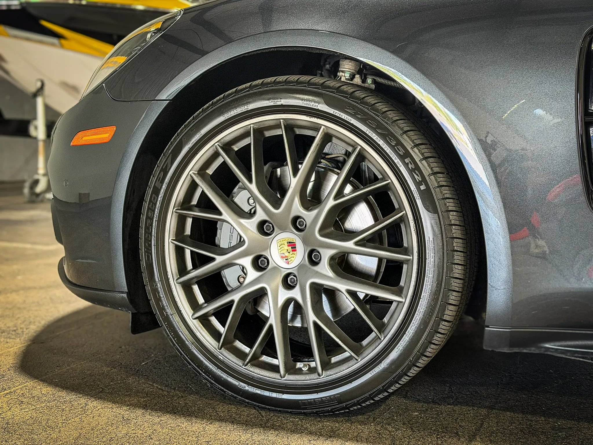 Used 2020 Porsche Panamera 4S w/ Premium Package Plus AWD/4WD image 8