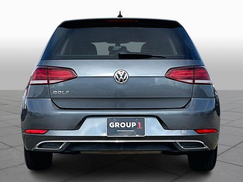 Used 2019 Volkswagen Golf S image 4