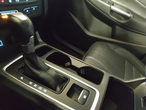 Used 2017 Ford Escape Titanium FWD image 26