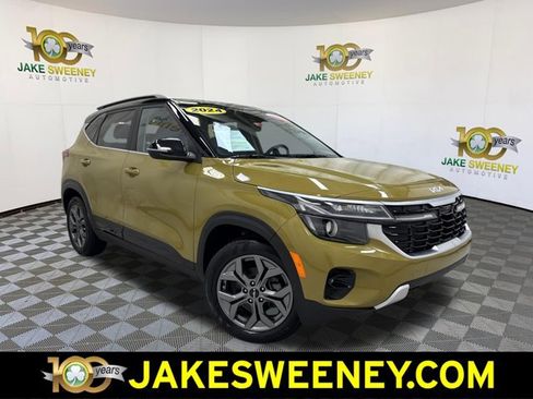 Certified 2024 Kia Seltos S FWD image 1