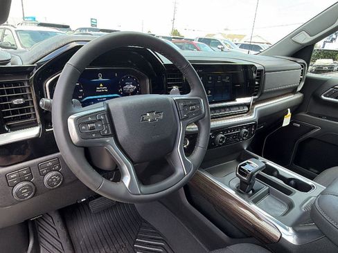 New 2026 Chevrolet Silverado 1500 RST AWD/4WD image 17