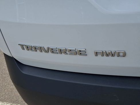 Used 2023 Chevrolet Traverse LT w/ LT Premium Package AWD/4WD image 35