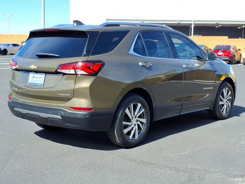 Used 2024 Chevrolet Equinox Premier image 7