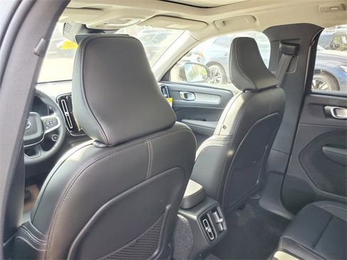 New 2026 Volvo XC40 B5 Plus w/ Protection Package Premier image 27