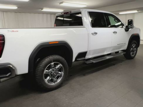New 2026 GMC Sierra 2500 SLT w/ SLT Premium Package AWD/4WD image 43