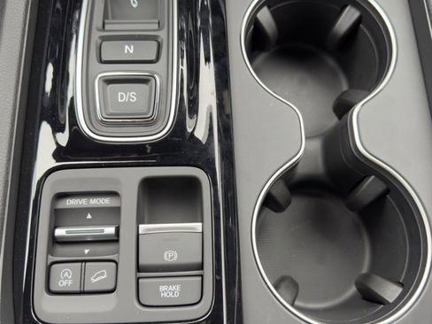 New 2025 Honda Pilot Sport image 23