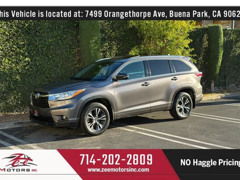 Used 2016 Toyota Highlander XLE AWD/4WD image 12
