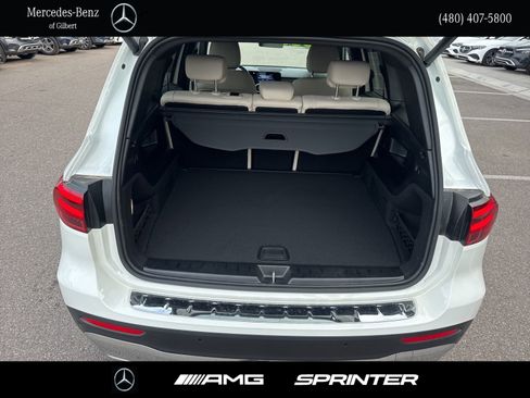 Certified 2025 Mercedes-Benz GLB 250 image 6