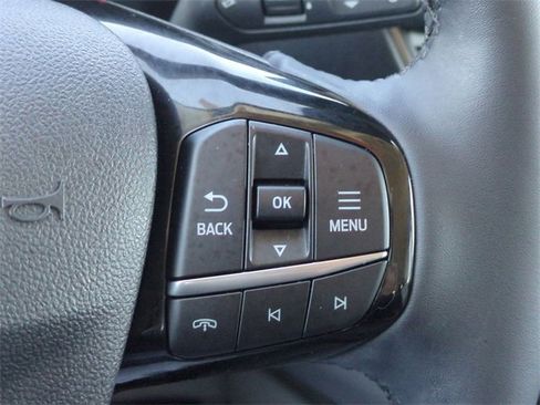 Used 2023 Ford Escape SE image 26