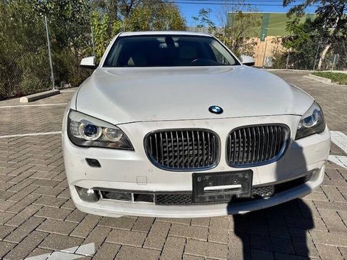 Used 2012 BMW 740Li image 8