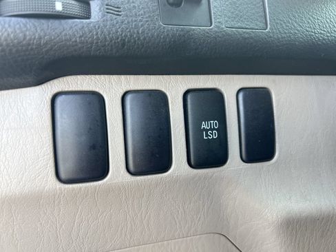 Used 2007 Toyota 4Runner SR5 RWD image 29