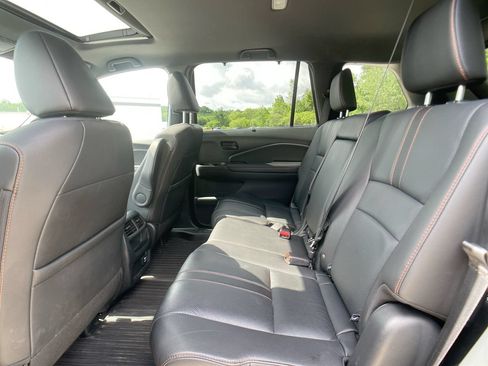 Used 2023 Honda Passport TrailSport image 24