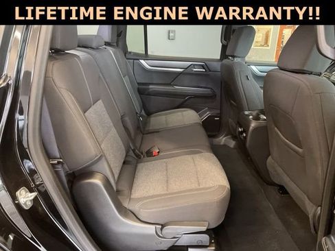 Used 2025 GMC Acadia Elevation image 38