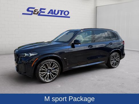 Used 2025 BMW X5 xDrive40i AWD/4WD image 1