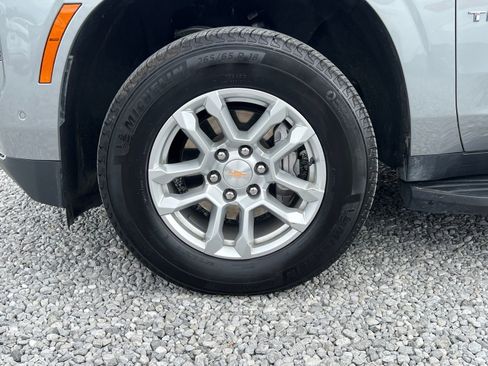 Used 2025 Chevrolet Tahoe LT AWD/4WD image 7