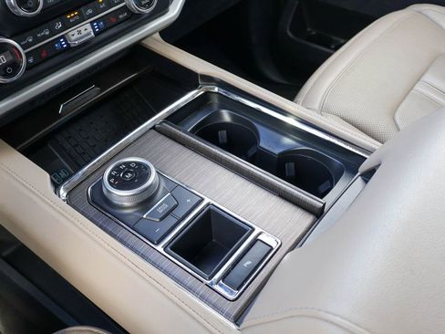 Used 2024 Ford Expedition Max Limited RWD image 17