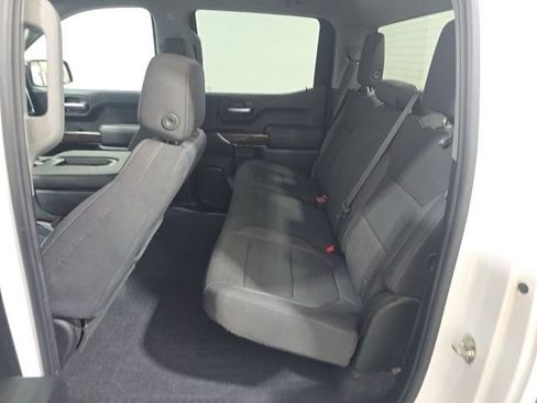 Used 2019 GMC Sierra 1500 SLE w/ X31 Off-Road Package AWD/4WD image 12