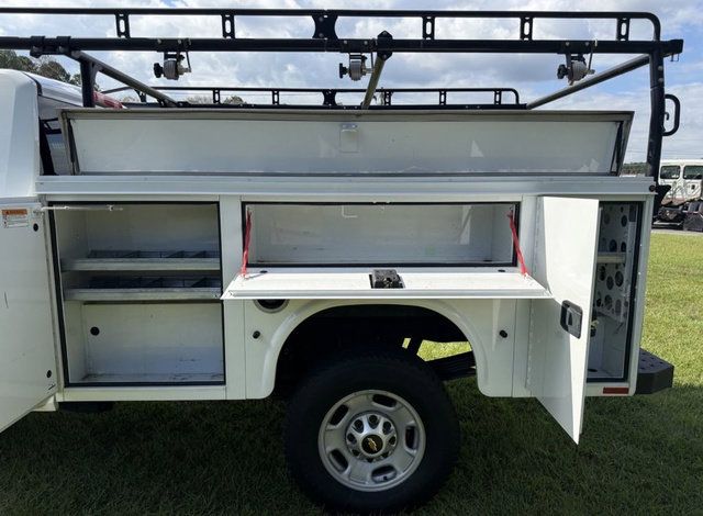Used 2024 Chevrolet Silverado 2500 W/T w/ WT Convenience Package RWD image 8