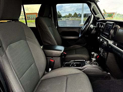 Used 2021 Jeep Wrangler Unlimited Sport AWD/4WD image 23