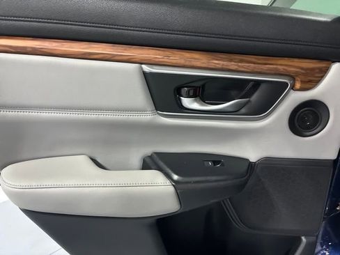 Used 2019 Honda CR-V Touring image 13