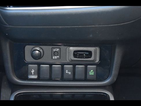 Used 2021 Mitsubishi Outlander GT image 32