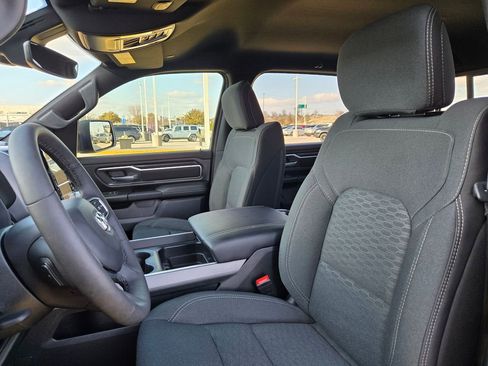 Used 2025 RAM 1500 Lone Star image 27