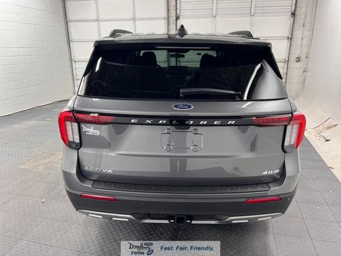 New 2026 Ford Explorer Active w/ Active Comfort Package AWD/4WD image 9