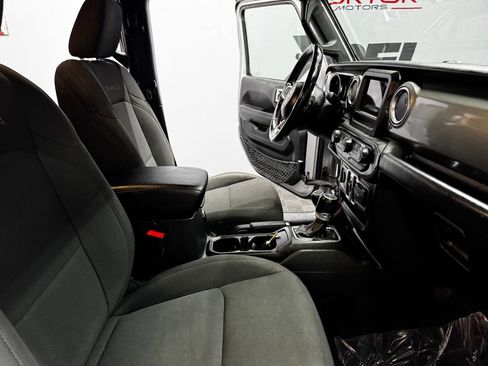 Used 2019 Jeep Wrangler Unlimited Sahara w/ Safety Group AWD/4WD image 54